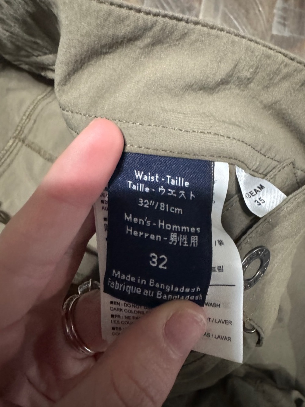 Arc'teryx Men’s Olive/Tan Technical Cargo Pants - Picture 4 of 4